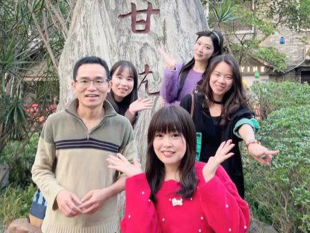 凝心聚力暖人心，履职尽责显担当——翠园文锦中学开展“三八妇女节”主题团建活动
