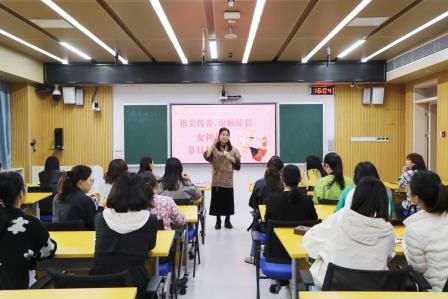 指尖传香赴美好 雅韵匠心庆芳华——深北莫附属布心中学举办女神节香包DIY活动
