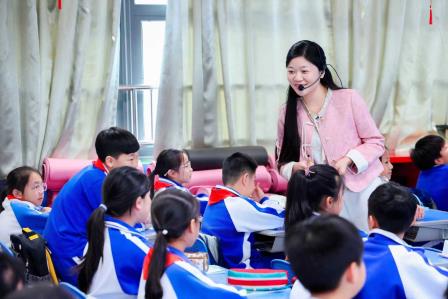 罗湖教科院“破茧”视导行动走进翠茵学校