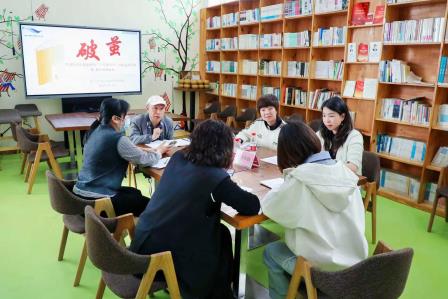 罗湖教科院“破茧”视导行动走进翠茵学校
