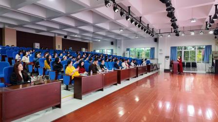 马跃新程 势启未来——深圳市北斗小学召开2025-2026学年第二学期全体教职工大会