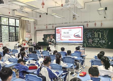 策马启新程 逐梦向未来 ——深圳市怡景小学2026年春季开学典礼圆满举行