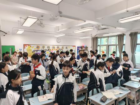 螺岭锦星学校与螺岭外国语实验学校成功开展小初贯通专题研讨活动
