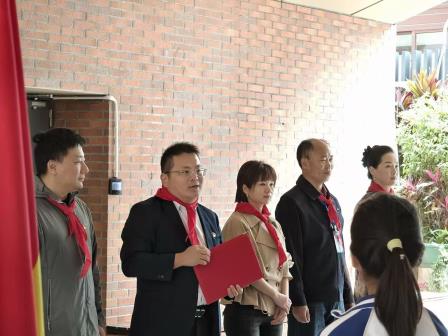 罗湖外语小学举办中医药进校园植树节主题活动