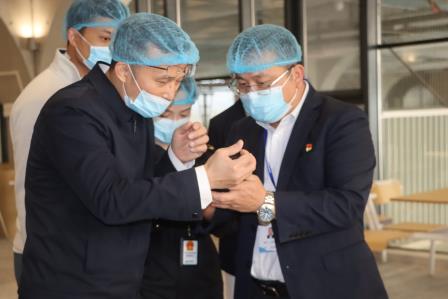 深圳市市场监督管理局罗湖监管局莅临罗湖外语小学指导校园餐工作