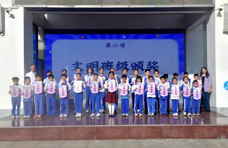 重视校园安全，守护成长摇篮  ——深圳市翠北实验小学主题升旗仪式（第三周）