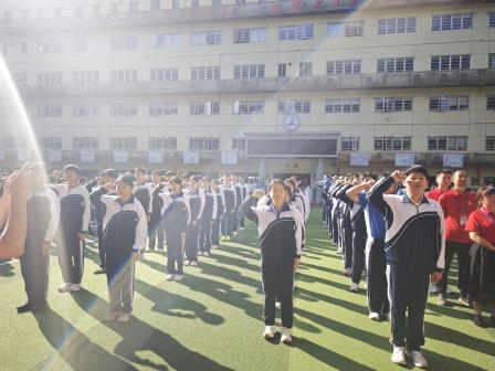 “马踏春风战中考，侨香少年定乾坤”侨香实验学校中考百日誓师大会