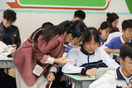 视导把脉明方向，考教衔接促提升 ——罗湖区教科院专家团队走进大望学校开展专项视导活动