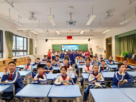 我的青春我做主，远离滥用不迷途 ——东晓实验学校开展青少年防范药物滥用专题讲座