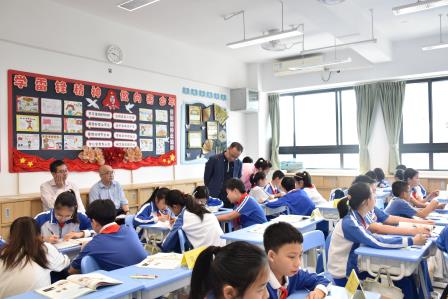 破茧成蝶正当时   精准把脉促成长——2025届新教师“10项基本功”过关考核指导暨教育教学常规视导行动