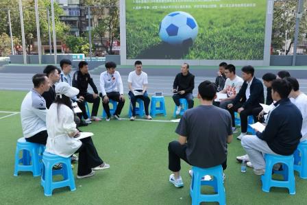 破茧向新研课堂 数智赋能促成长——翠竹外国语实验学校开展“破茧”行动教学研讨活动