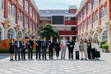 深圳华美外国语学校与摘星DSE教育合作签约圆满完成|强强联合，华美香港部引入DSE顶级师资力量