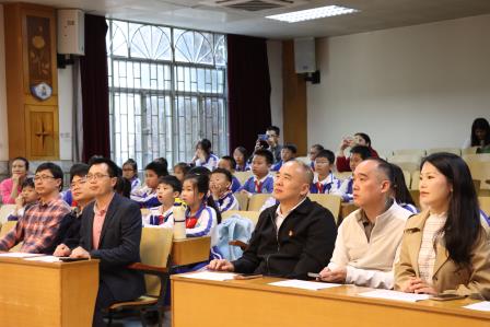 “音为有你，乐在其中”——第二届“太白好声音”唱响春日校园