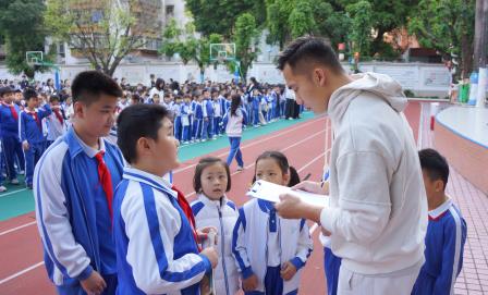 以练筑防 安全“童”行 ——南湖小学开展2026年春季地震防灾应急演练