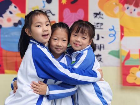 龙马精神启新程 一马当先向未来——景园实验小学2026年春季开学典礼圆满举行