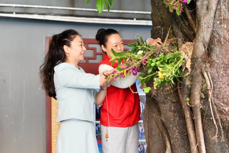 春分“植”此青绿 ——深圳市靖轩小学隆重举行首届“诗经·草本”项目授苗仪式暨劳动教育实践活动