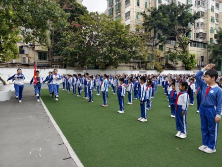 策马启新程，筑梦向未来——莲塘小学举行2026年春季学期开学典礼