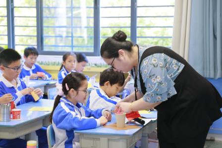 深圳市仙桐实验小学开展“破茧”过关专项教学视导活动