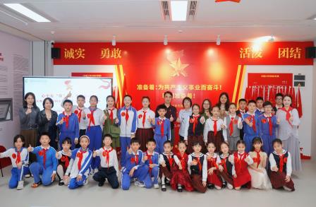 心中有“锋”光，少年勇担当——深圳市翠竹外国语实验学校“雷锋月”宣讲比赛圆满举行