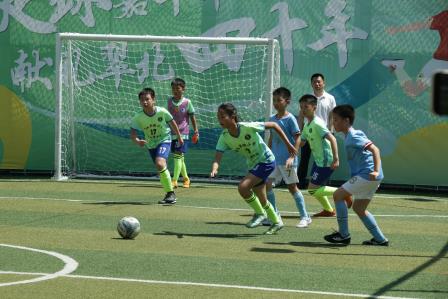 翠北逐梦四十载,学科贯通育新人 ——深圳市翠北实验小学第八届“逐梦杯”班级足球赛暨首届校园足球学科贯通实践活动盛大开幕