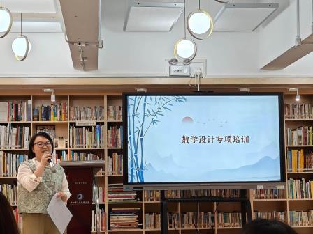 春风启新序 研思育桃李  凝心共奋进 笃行向新篇 ——深圳市翠北实验小学语文科组召开新学期工作会暨教学设计培训