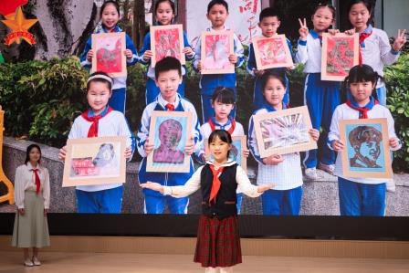翠竹拔节向云天，少年追“锋”正当时——翠竹外国语实验学校“雷锋月”汇报展演活动圆满举行