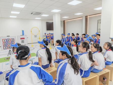 探秘低空科技，实践赋能成长 ——深圳市罗湖区湖贝小学开展“每周半天计划”活动