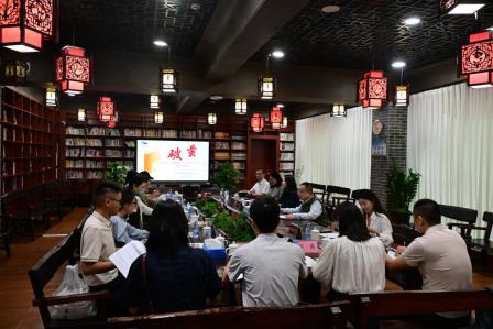 深研课堂促“破茧” 视导赋能提质效 ——罗湖外语实验学校开展2026年新教师过关考核暨初三备考视导工作