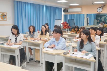 专家引领促成长 深耕课堂共提升 ——特级教师徐永红到罗湖小学指导英语教学