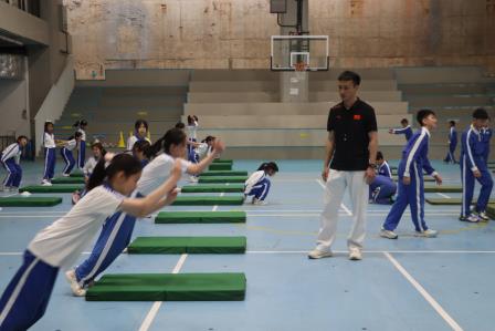 罗湖教科院“破茧行动”走进罗湖外语小学