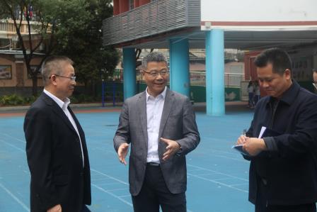 局长高延勇赴深圳市人民小学指导开学工作