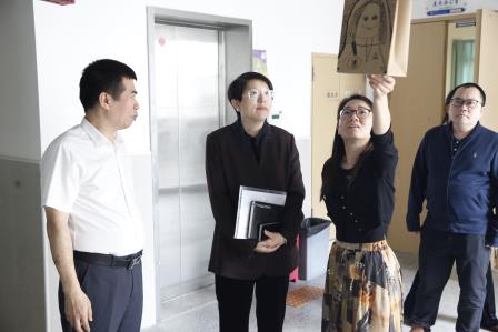 护航开学季 督导促前行 ——罗湖区教育局领导到东昌小学开展2026年春季开学 检查工作