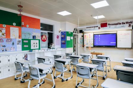 踏春启新程，奋发正当时——华美外国语学校2025-2026学年第二学期开学纪实