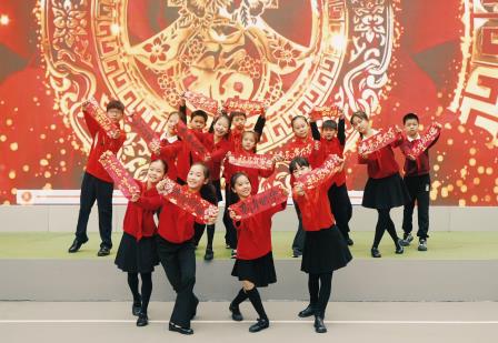 骏马驰新程，快乐伴成长 ——翠竹外国语实验学校开学迎新暨开学典礼圆满举行