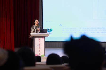 智教新生态·AI创课堂——桃园小学AI教学应用专题培训成功启幕