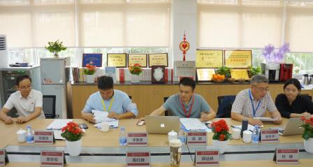 区教育局第四责任督学莅临深圳市南湖小学开展专项督查