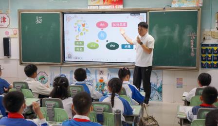 区教育局第四责任督学莅临深圳市南湖小学开展专项督查