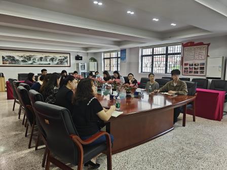 凝心聚力谋教研 务实笃行促发展 —— 深圳市向西小学召开科组长工作会议