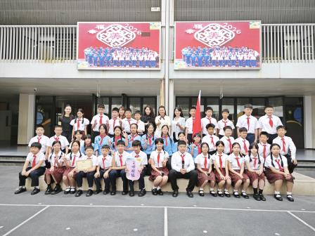 缅怀英烈承精神 童心献礼贺校庆 ——深圳市翠北实验小学主题升旗仪式（第五周）