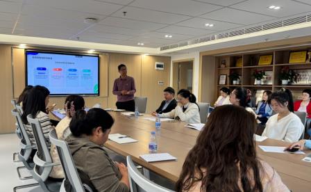 凝心聚力启新程 ，温暖细致谱新篇 ——深圳市淘金山小学召开2025-2026学年春季新学期班主任工作会议