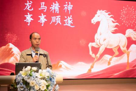 于繁杂处扎根，在细微处见功——翠竹外国语实验学校召开新学期班主任工作会