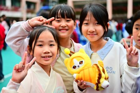 童心闹元宵，义卖暖校园——水田小学举行元宵节主题义卖暨财经素养教育活动
