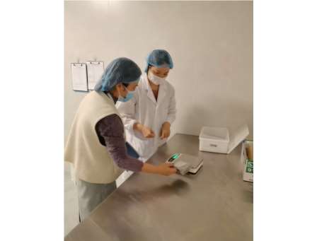 罗湖区教育局副局长马爱华到罗外小学指导开学工作
