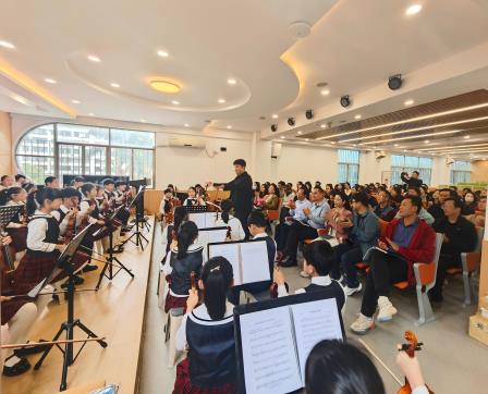 骐骥驰骋启新程 新质致远谋发展——罗芳小学举行2025-2026学年第二学期全体教师大会