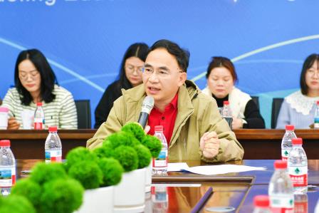 同心聚力育桃李 携手同行向未来 ——深圳市景贝小学召开新学期班主任工作会议