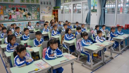 安全第一课 快乐启新程 ——南湖小学高红妹校长开讲新学期安全课