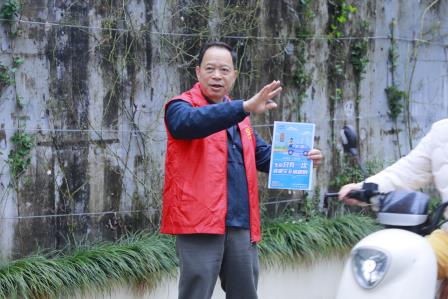 学雷锋守初心 践使命护平安——深圳市仙桐实验小学党支部开展“学雷锋日”党员护学志愿服务活动
