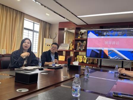 罗中教研|| “亮剑·精研·突破”  南方科技大学附属罗湖中学2025-2026学年第一学期教研组工作汇报交流活动圆满举行