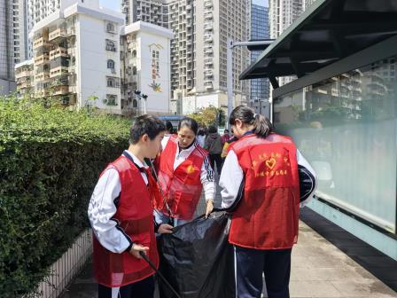 雷锋精神，薪火相传——深圳市红桂中学启动“学雷锋活动月”系列活动