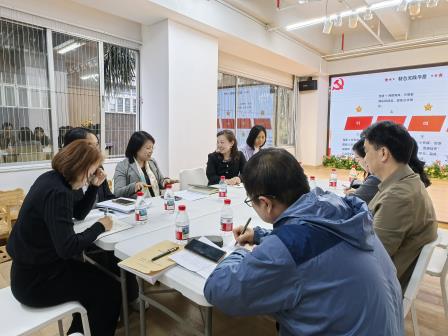翠竹外国语实验学校党总支联合海丽达海丽幼儿园党支部迎罗湖区教育系统新兴领域党组织调研